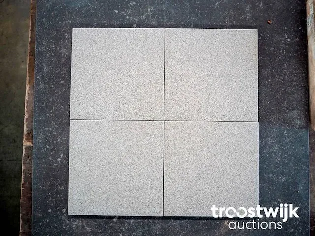 Keramische tegels 55m² - afbeelding 1 van  1