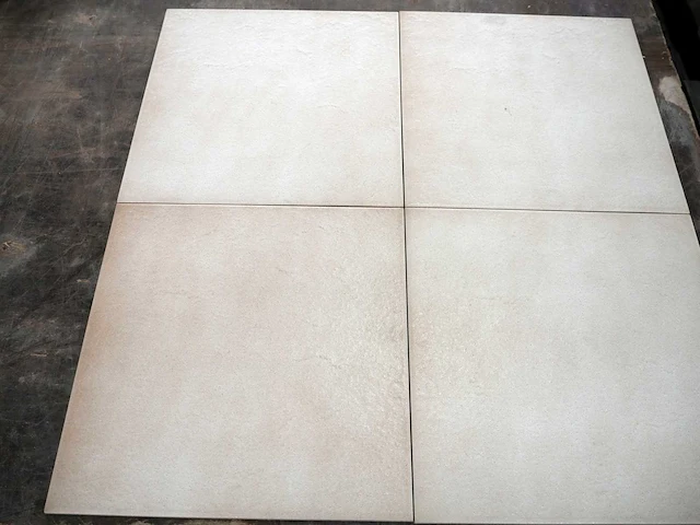 Keramische tegels (ca. 13m²) - afbeelding 1 van  1