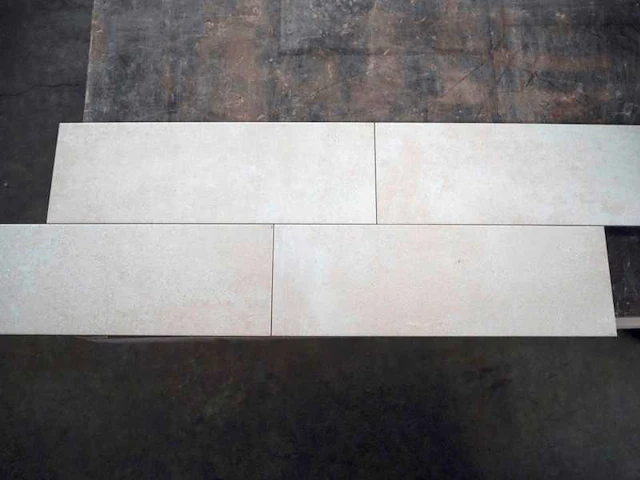 Keramische tegels (ca. 3.3m²) - afbeelding 1 van  1