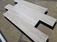 Keramische tegels voor de tuin (ca. 103.68m²)