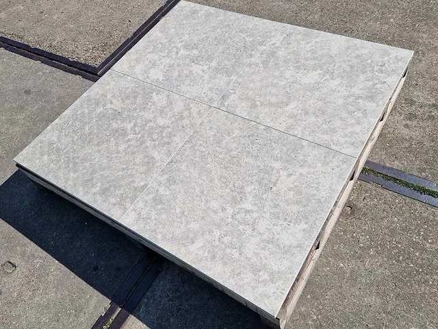 Keramische tuintegels (ca. 28.8m²) - afbeelding 1 van  3