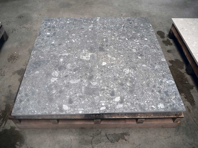 Keramische tuintegels (ca. 64.8m²) - afbeelding 1 van  3