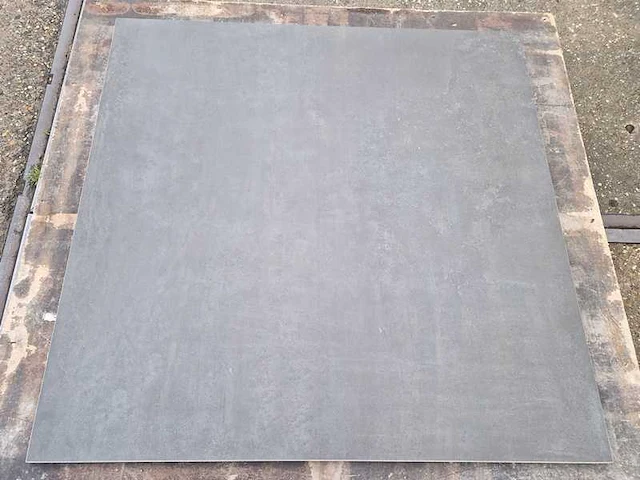 Keramische tuintegels (ca.20m²) - afbeelding 2 van  3