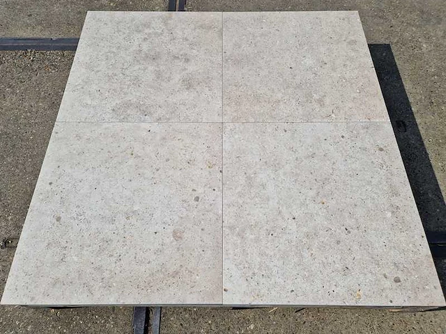 Keramische tuintegels (ca.57.6m²) - afbeelding 2 van  3