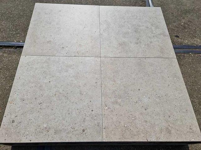 Keramische tuintegels (ca.57.6m²) - afbeelding 3 van  3