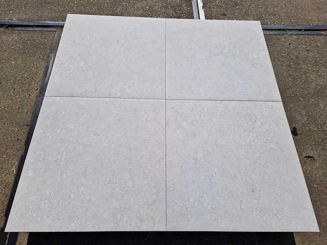 Keramische tuintegels (ca.57.6m²) - afbeelding 2 van  3