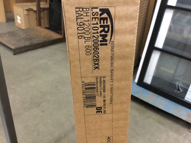 Kermi - radiator - afbeelding 3 van  4