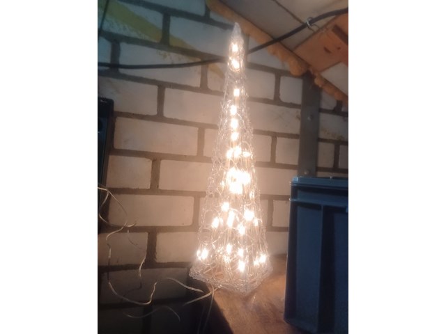 Kers pyramide met licht 230 volt aantal 1 stuks. - afbeelding 1 van  5