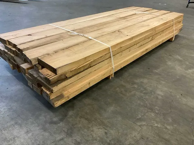 Kersen planken voorgeschaafd ca. 0,650 m³ - afbeelding 3 van  6