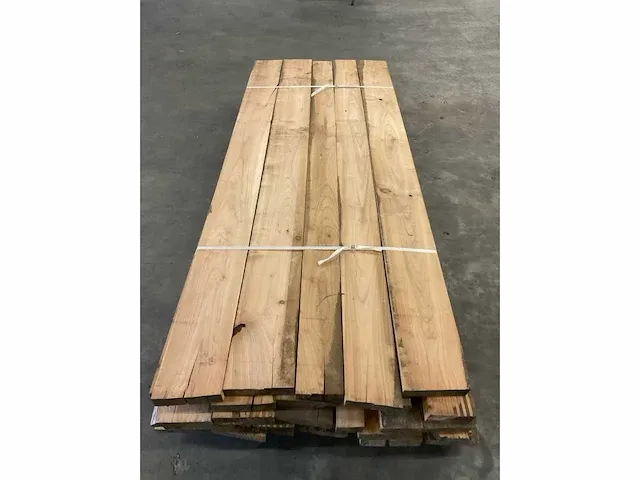 Kersen planken voorgeschaafd ca. 0,650 m³ - afbeelding 5 van  6