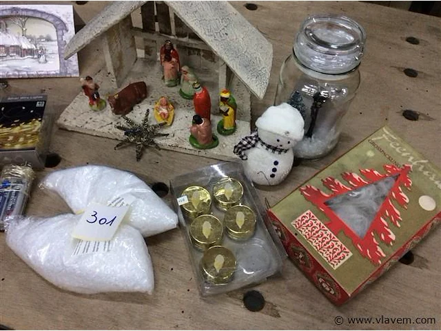 Kerst items allerhande oa kerststal - afbeelding 2 van  3