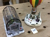Kerst items oa luchtballon + - afbeelding 1 van  3