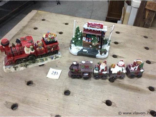 Kerst items oa treinjes + - afbeelding 1 van  3