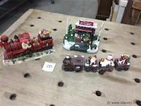 Kerst items oa treinjes + - afbeelding 1 van  3