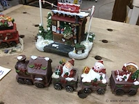 Kerst items oa treinjes + - afbeelding 3 van  3