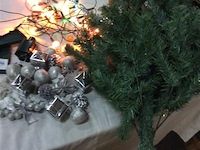 Kerstboom + toebehoren - afbeelding 1 van  4