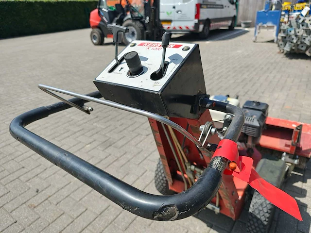 Kersten - k1200 - zelfrijdende veegmachine - afbeelding 4 van  13