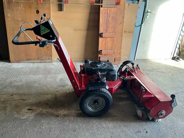 Kersten k1200 veegmachine - afbeelding 7 van  12