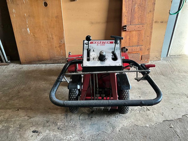Kersten k1200 veegmachine - afbeelding 9 van  12