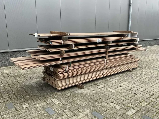 Keruing partij hardhout mes en groef 20 x 110 (199x) - afbeelding 7 van  14