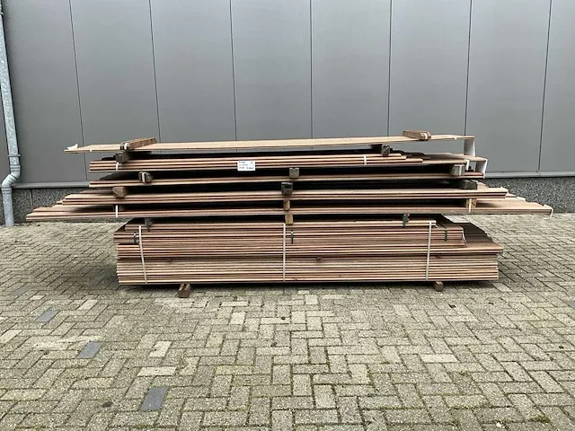 Keruing partij hardhout mes en groef 20 x 110 (199x) - afbeelding 8 van  14