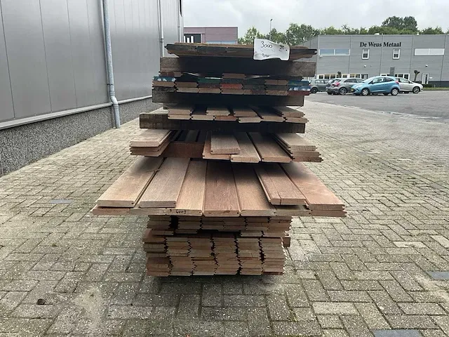 Keruing partij hardhout mes en groef 20 x 110 (199x) - afbeelding 10 van  14