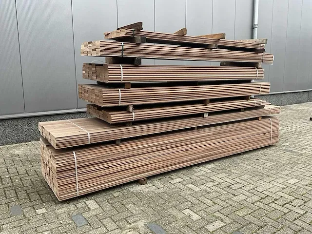 Keruing partij hardhout mes en groef 24 x 110 (359x) - afbeelding 9 van  15