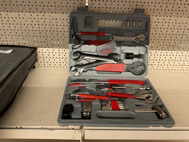 Kesser fietsgereedschaps koffer - afbeelding 1 van  4