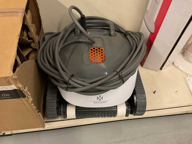 Kesser k-pr-2023 zwembadstofzuiger - afbeelding 1 van  4