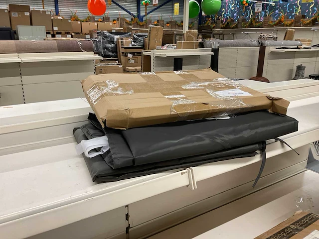 Kesser partytent zijwanden (2x) - afbeelding 1 van  2