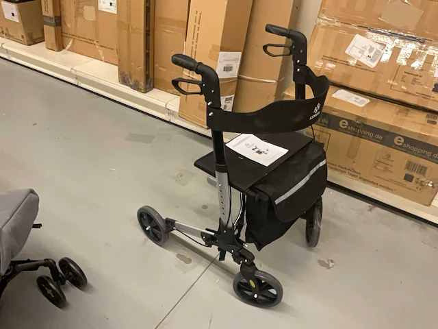 Kesser rollator - afbeelding 2 van  3