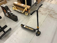 Kesser stunt step - afbeelding 1 van  4