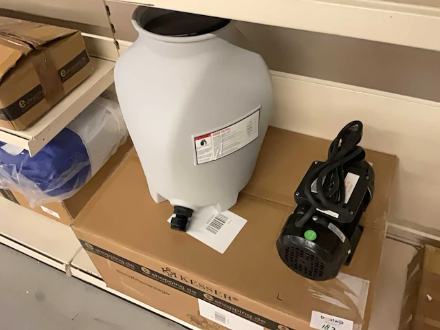 Kesser zandfilter - afbeelding 5 van  6