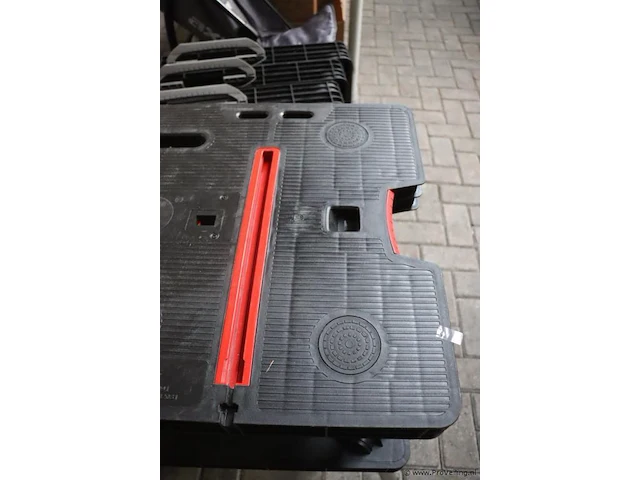 Keter werkbank - 850x550mm - afbeelding 3 van  7