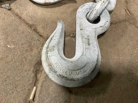 Ketting met haken - afbeelding 2 van  3