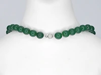 Ketting met jade edelsteen en een diamanten sluiting - afbeelding 7 van  10