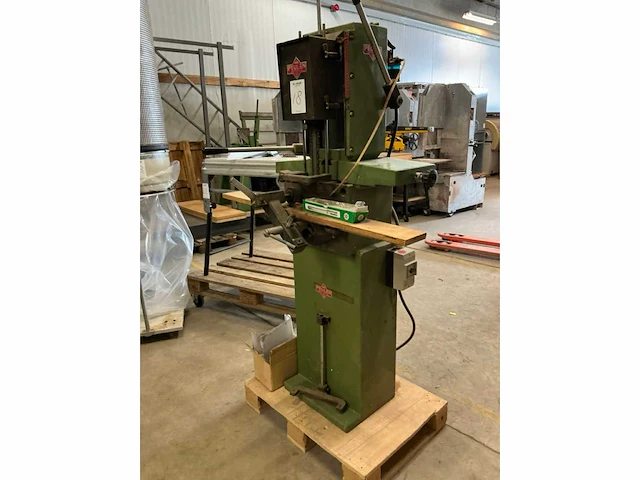 Kettingfreesmachine - afbeelding 2 van  8