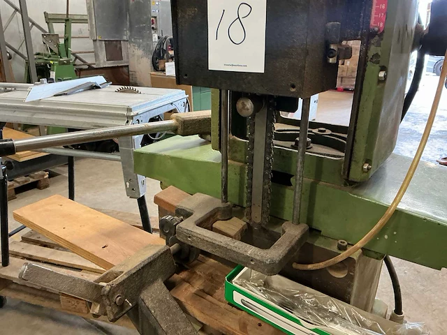 Kettingfreesmachine - afbeelding 4 van  8