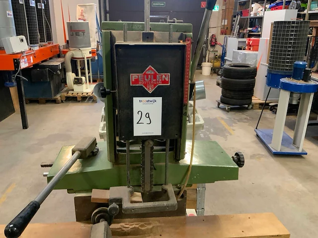 Kettingfreesmachine - afbeelding 3 van  4