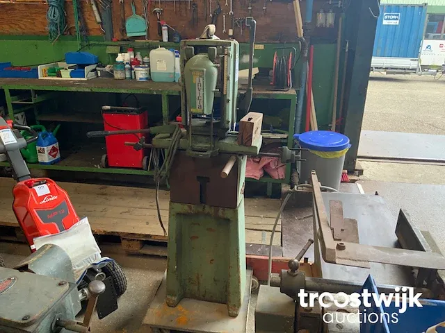 Kettingfreesmachine - afbeelding 1 van  3
