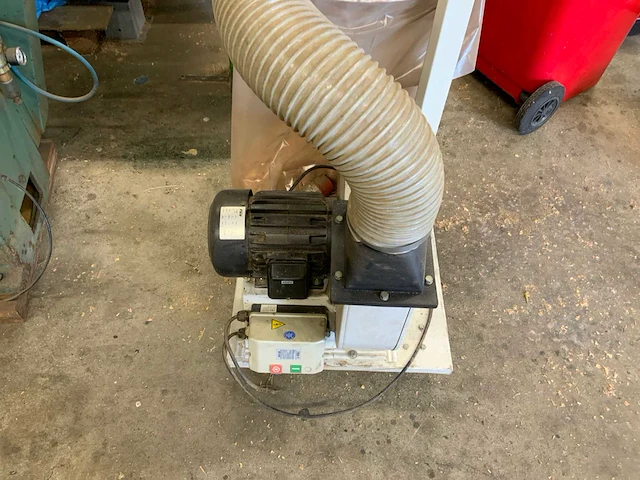 Kettingsteek machine met cilinder/krukgat inclusief afzuiger - afbeelding 20 van  34