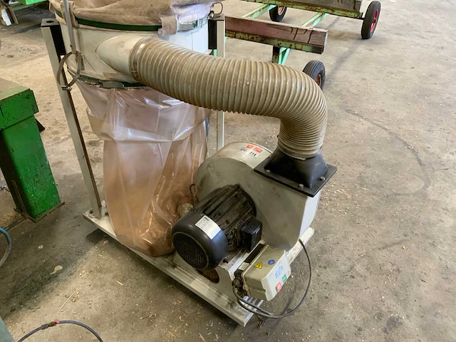 Kettingsteek machine met cilinder/krukgat inclusief afzuiger - afbeelding 24 van  34