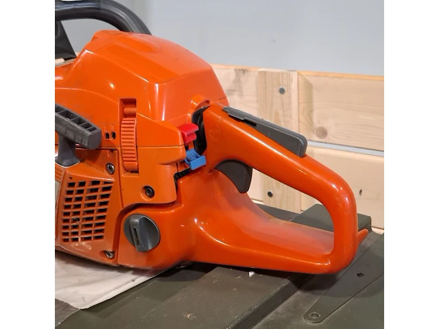 Kettingzaag in transportkist, husqvarna, 359g, 2007 - afbeelding 9 van  12