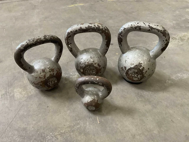 Kettlebell (4x) - afbeelding 1 van  1