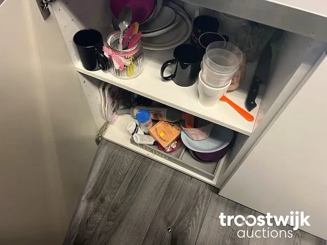 Keuken inventaris - afbeelding 8 van  9