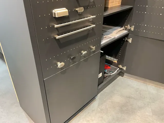 Keuken ontwerptafel 3d + kasten - afbeelding 3 van  18