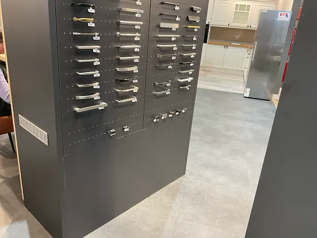 Keuken ontwerptafel 3d + kasten - afbeelding 8 van  18