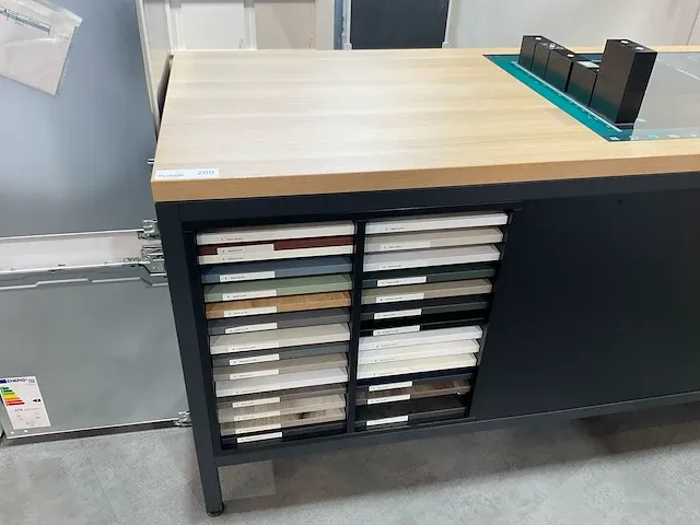 Keuken ontwerptafel 3d + kasten - afbeelding 11 van  18