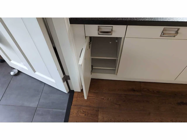 Keuken - afbeelding 15 van  24