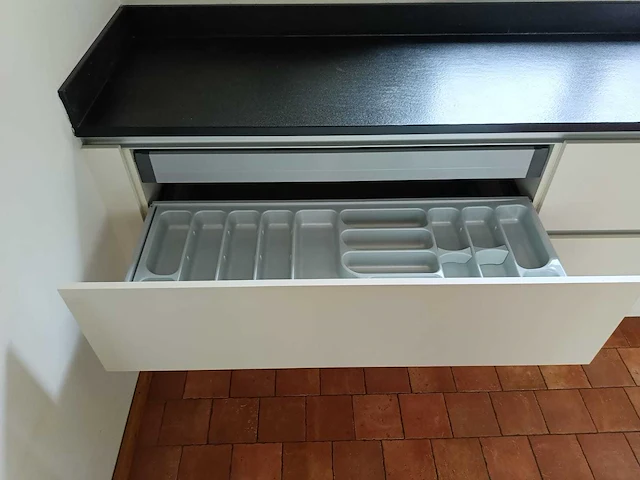 Keuken - afbeelding 16 van  24